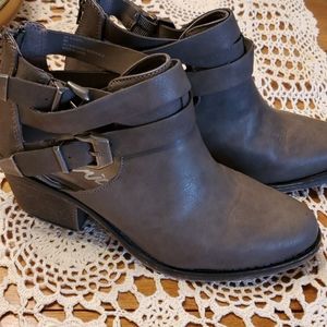 American Rag buckle/zip boots